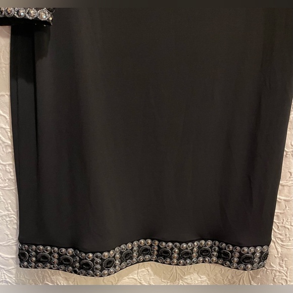 Tiana B Women's Shift Dress Black Beaded Cuffs & Hem Cocktail Size 12 - Picture 2 of 7